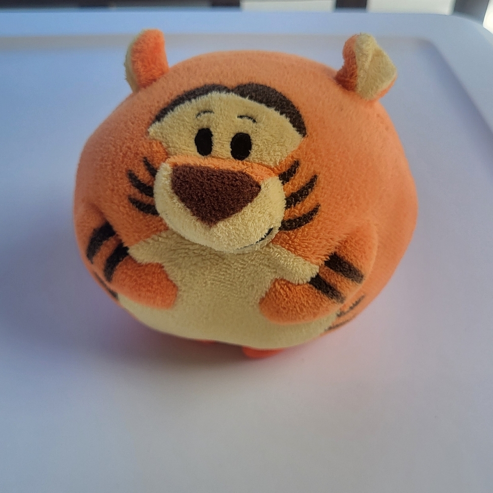 Ty Beanie Ballz Disney Tigger 4" Plush Soft Toy Round Ball Plush Winnie-…